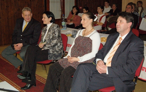Dr. Kádár Gyula, Surinásné Tóth Olga, Gózon Mihályné Majorosi Tímea és Farkas Zoltán