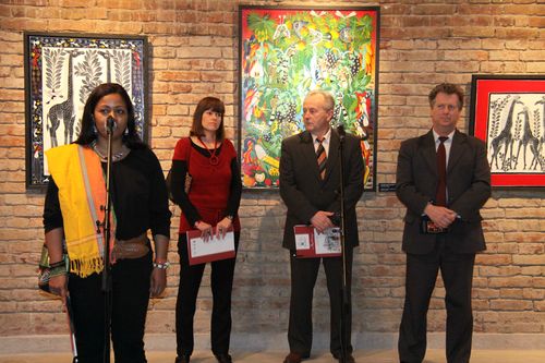 Tingatinga kiállítás megnyitó a Munkácsy Mihály Múzeumban: dr. Sarungi Emőke, Tomory Ibolya, Balogh József, dr. Szatmári Imre