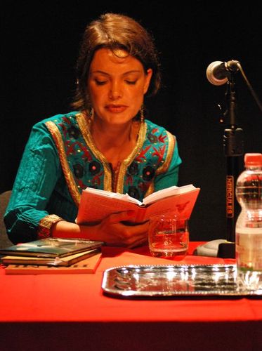 Tóth Krisztina kötetbemutató estje a Jókai Színházban, 2010. április.