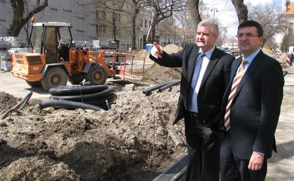 Vantara Gyula és Domokos László