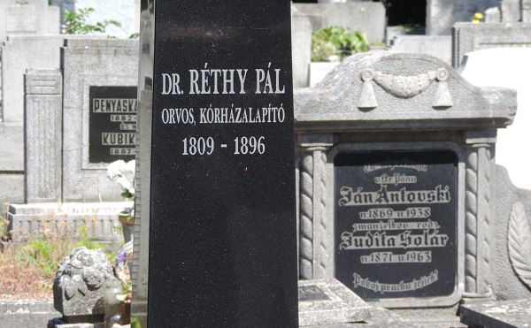 Méltó helyen nyugszik Dr. Réthy Pál 