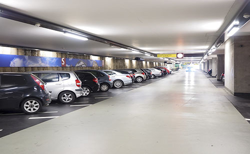 Békéscsabán vásárcsarnokot és parkolóházat is építenek